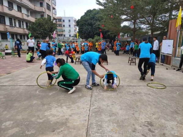 親子游戲：《障礙組合跑》.jpg